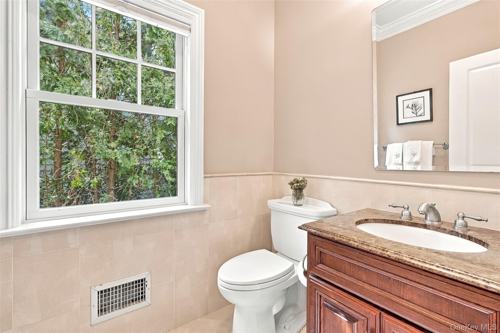 102 Florence Avenue – For Sale photo 19