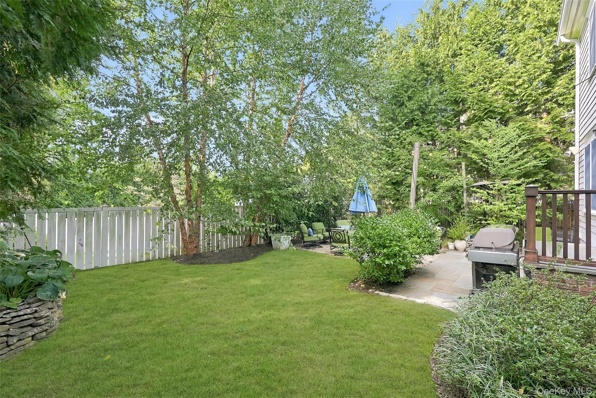 102 Florence Avenue – For Sale photo 7