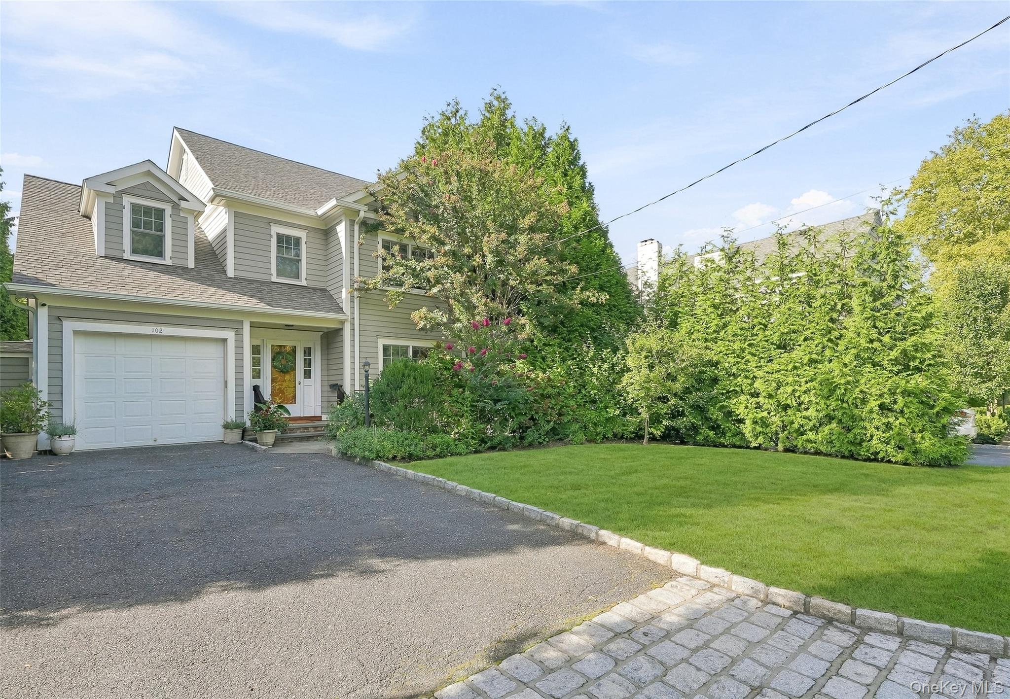 102 Florence Avenue – For Sale photo 5