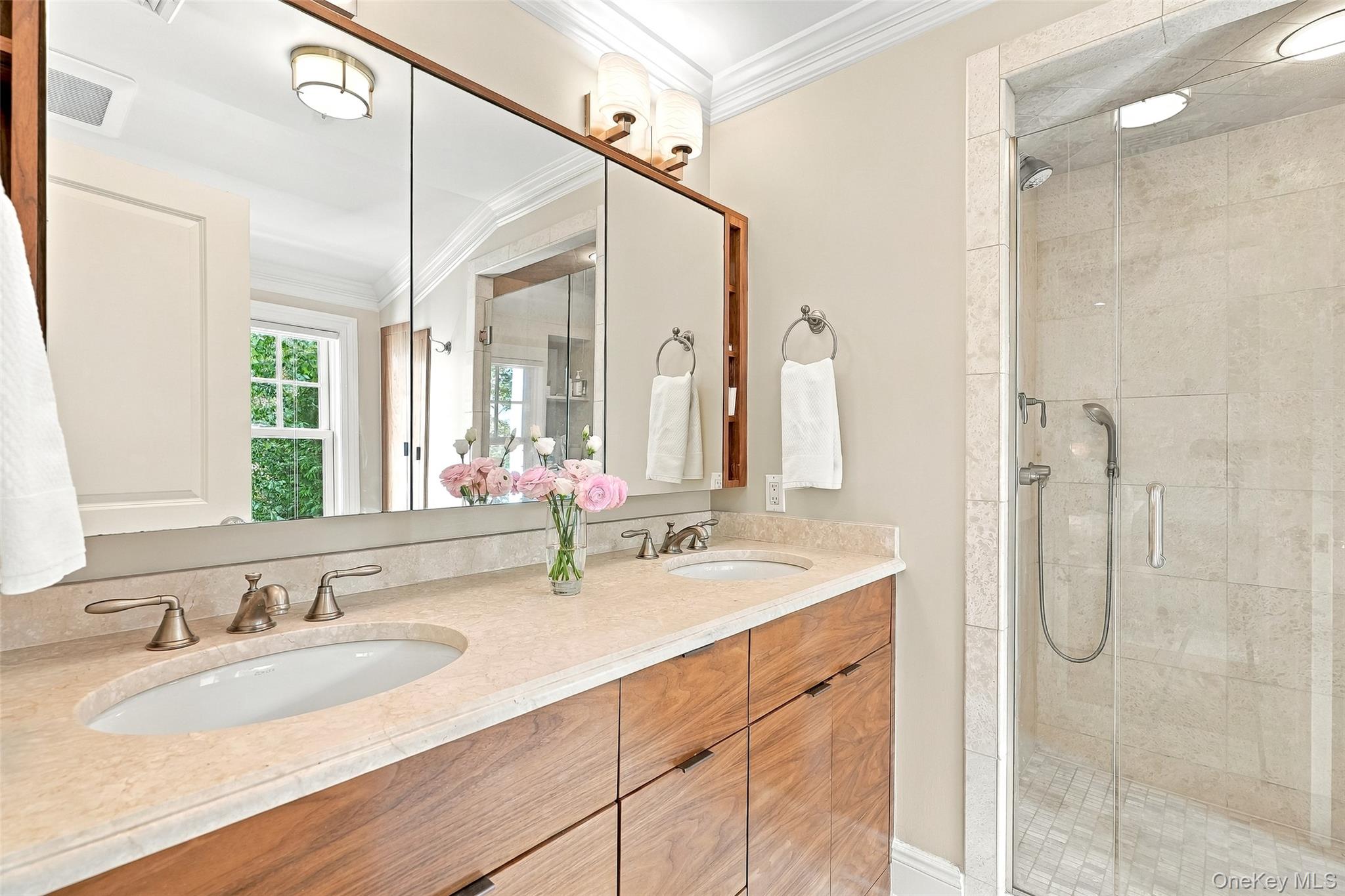 102 Florence Avenue – For Sale photo 24