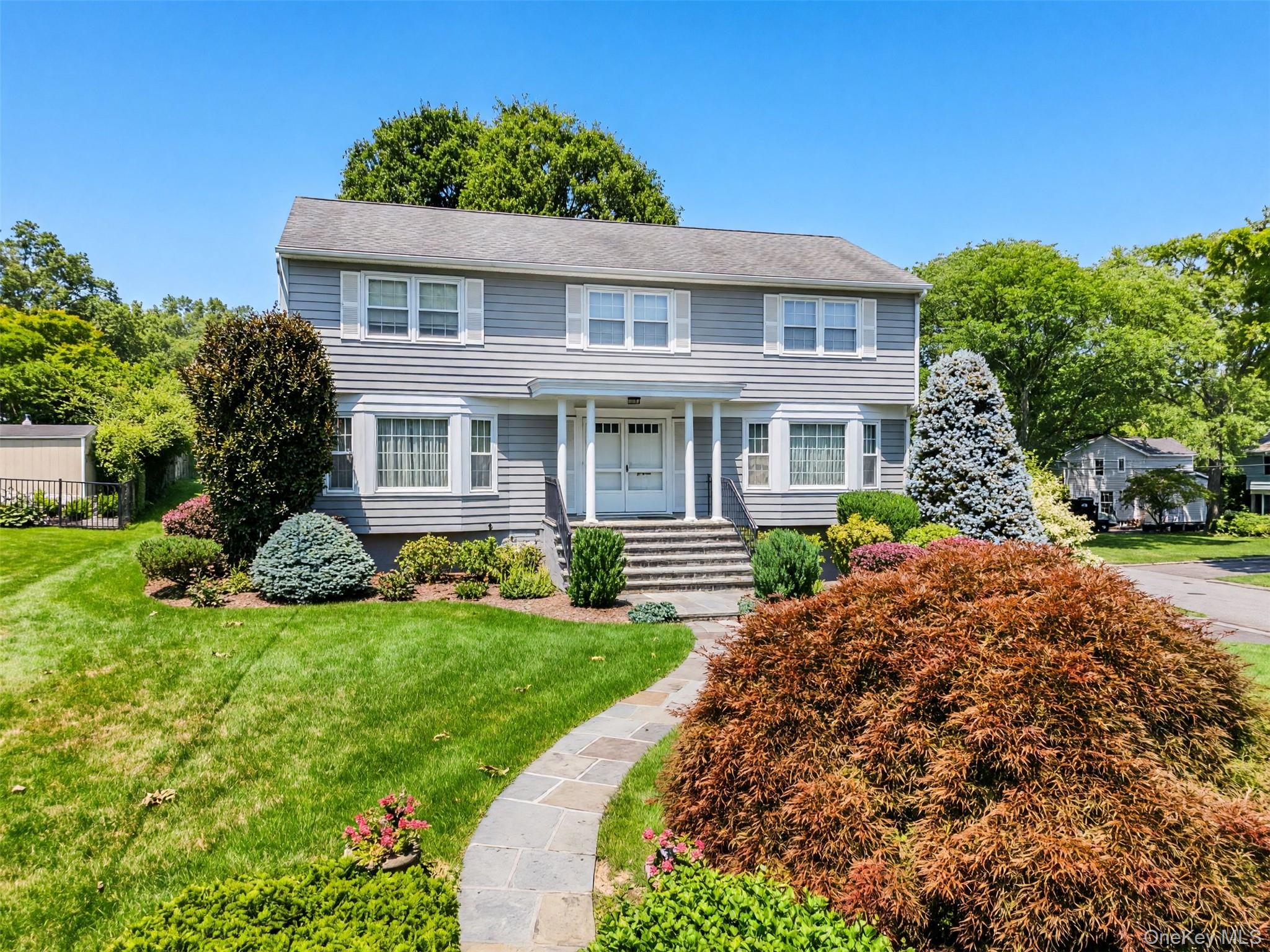 1 Parkwood Place – For Sale
