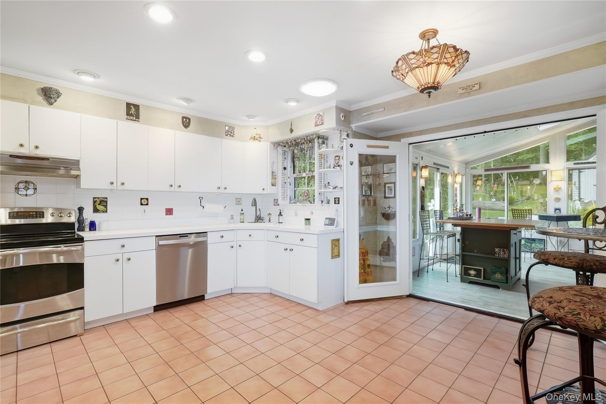 40 Apple Hill Drive – For Sale photo 8
