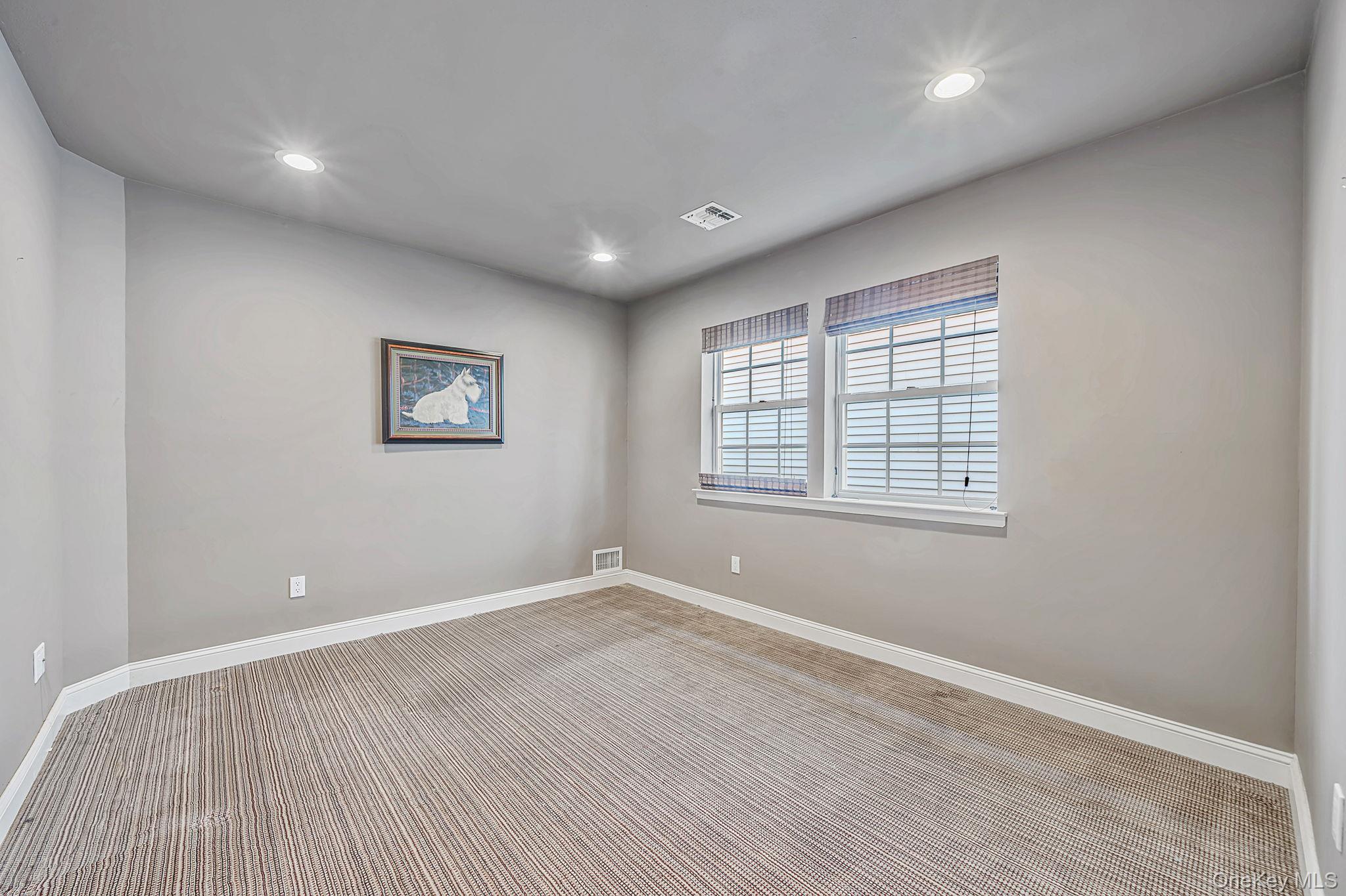 6 Hamlet Drive – For Sale photo 21