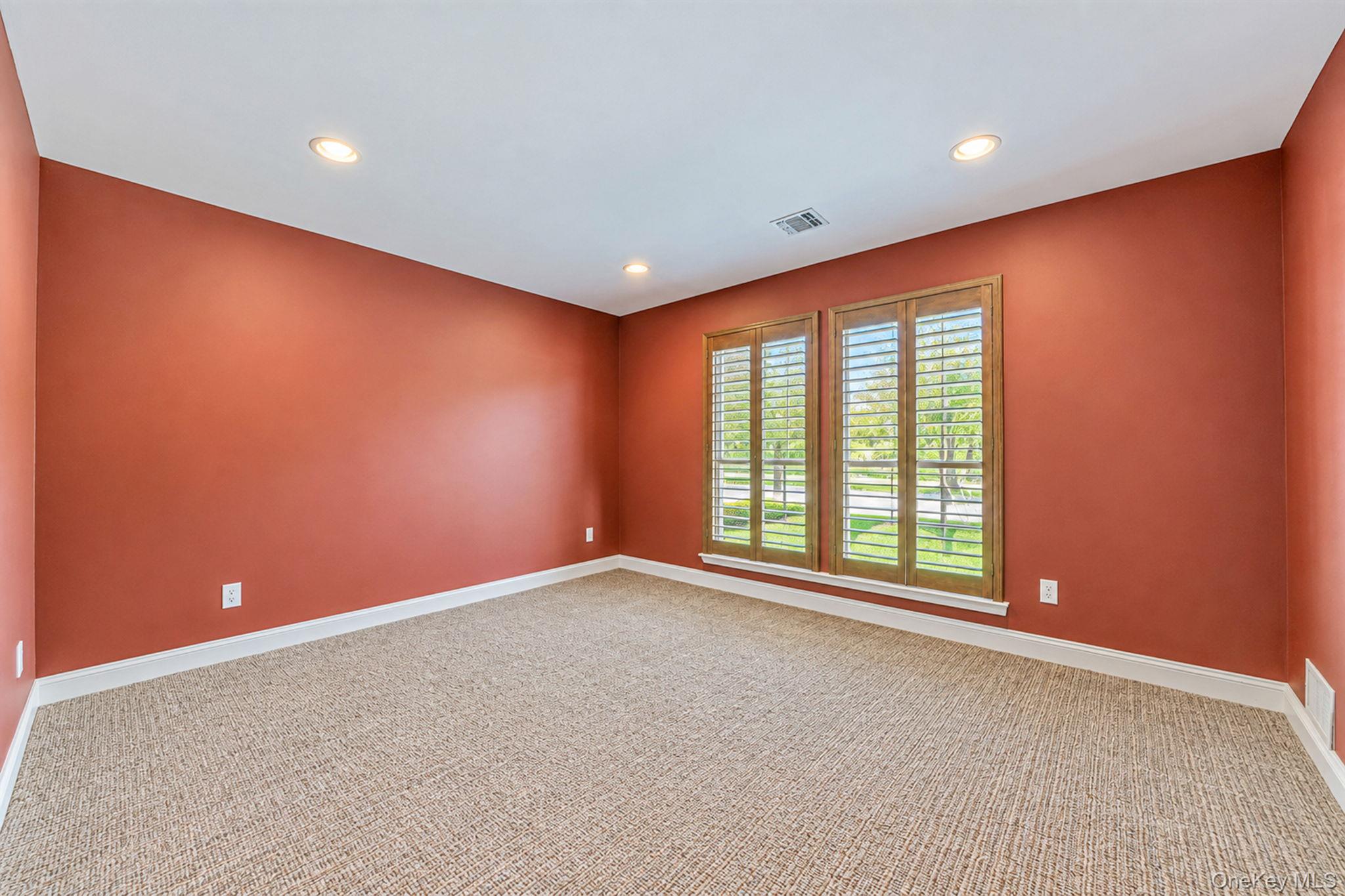 6 Hamlet Drive – For Sale photo 20