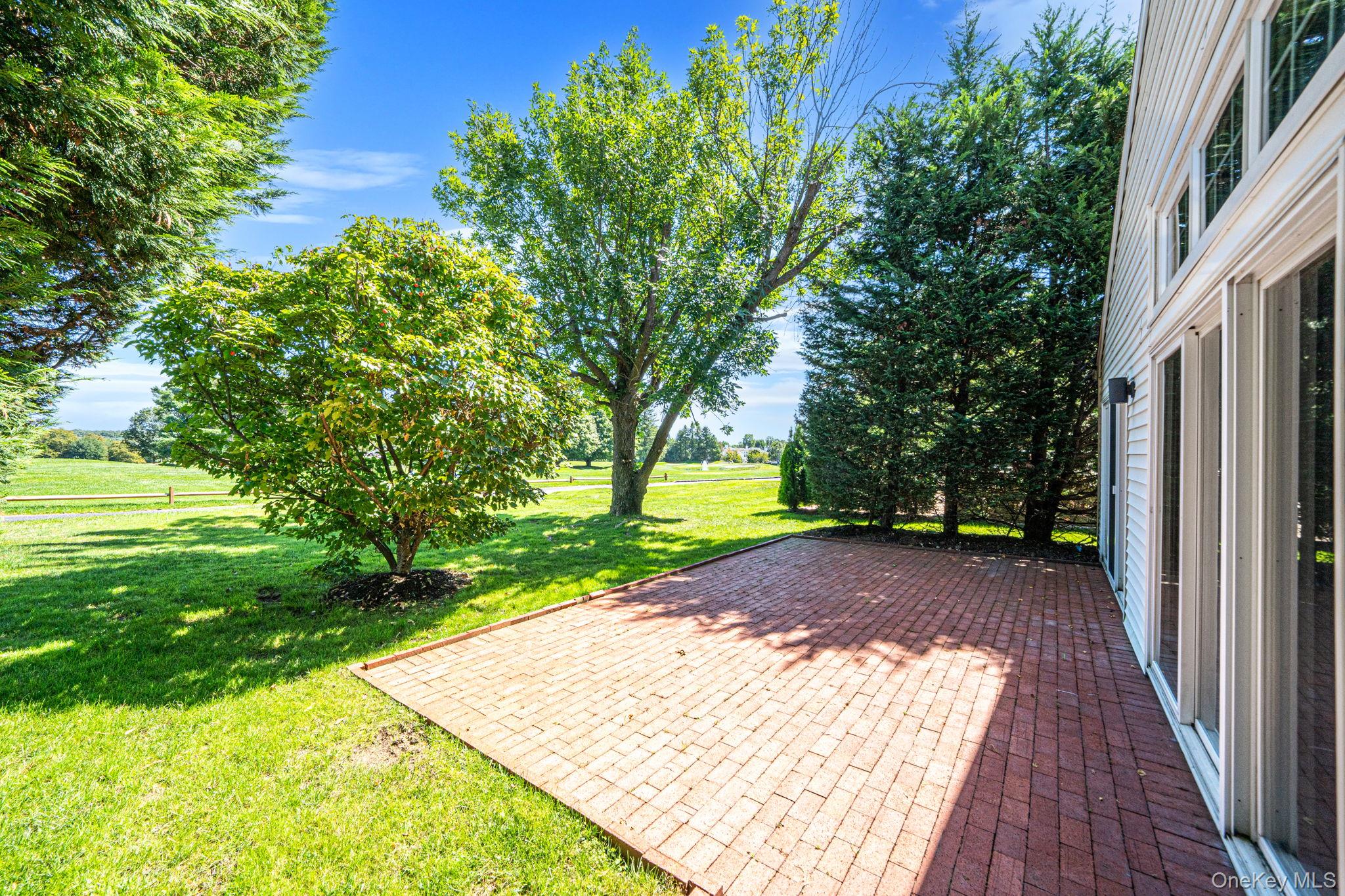 6 Hamlet Drive – For Sale photo 28