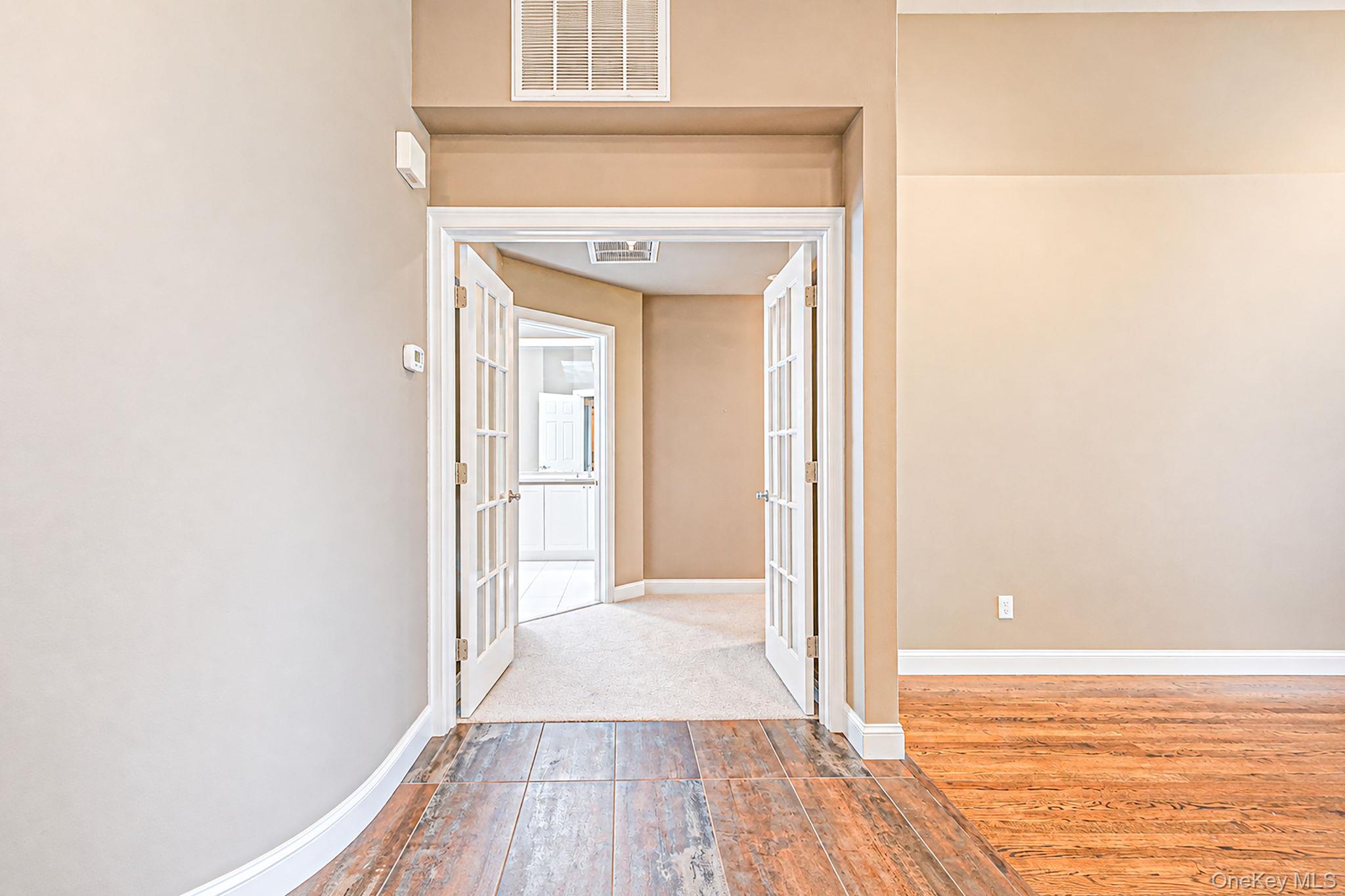 6 Hamlet Drive – For Sale photo 12