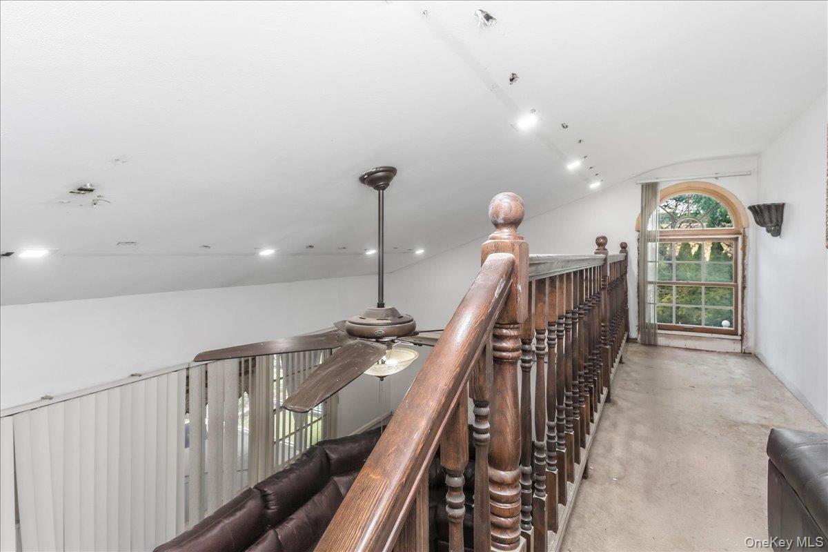 1 Greentree Circle – For Sale photo 18