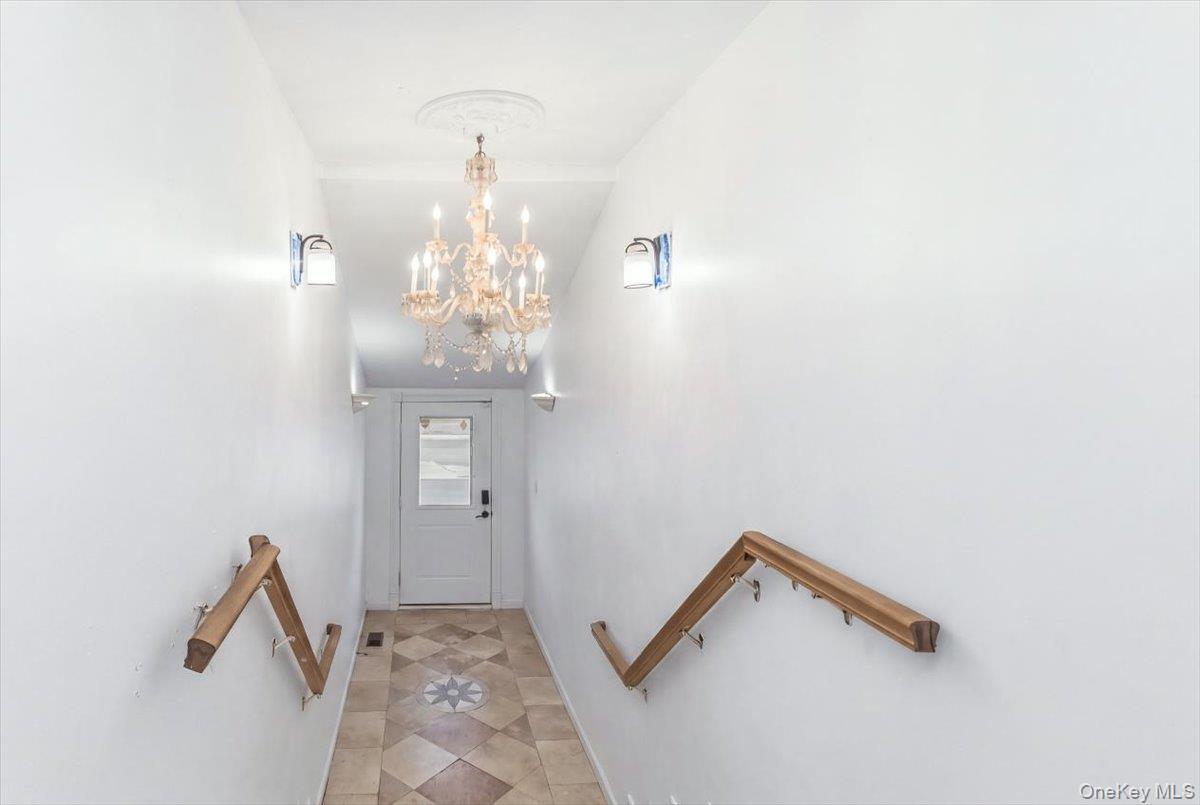 1 Greentree Circle – For Sale photo 16