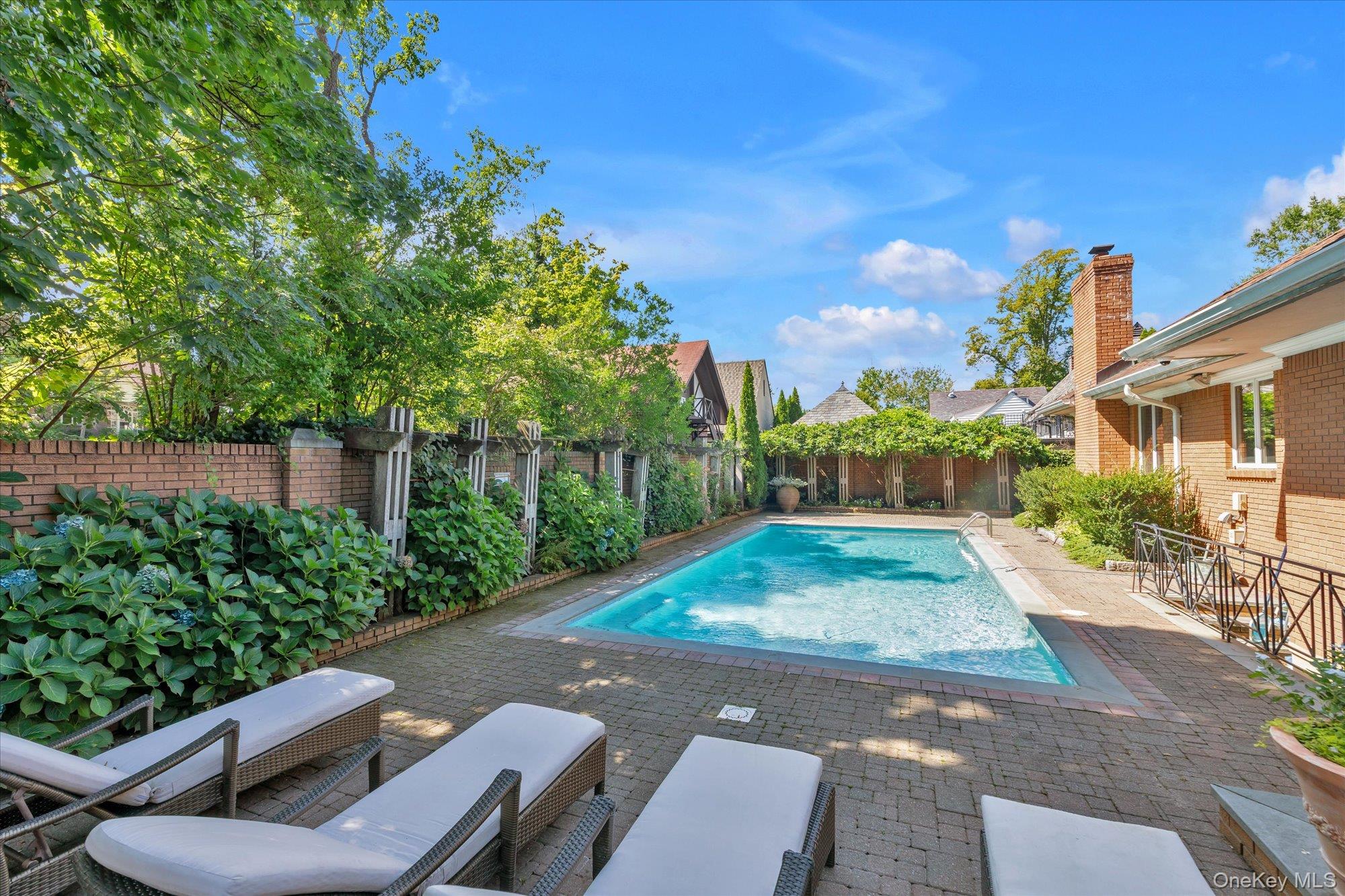 224 Beverly Road – For Sale photo 34