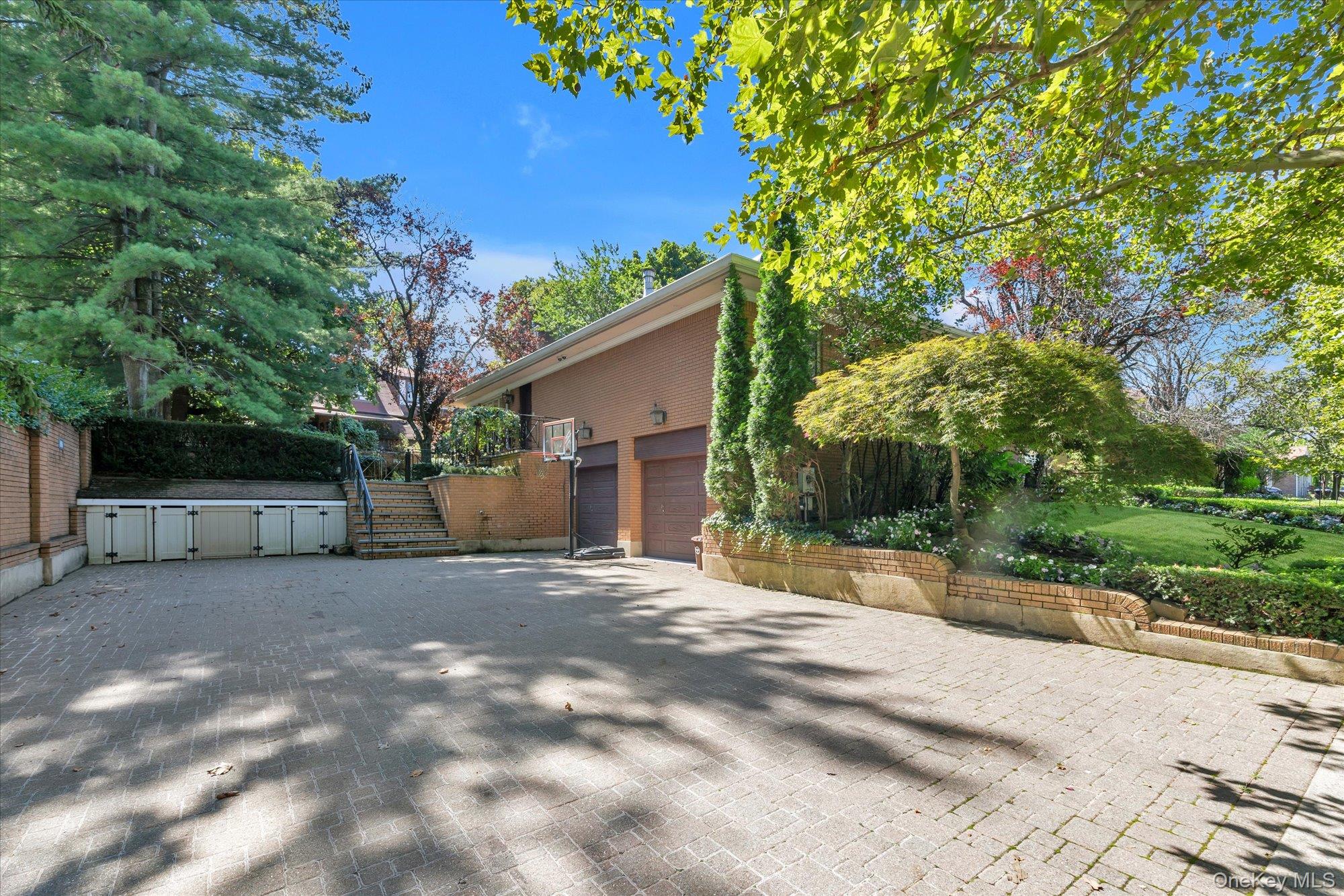 224 Beverly Road – For Sale photo 35
