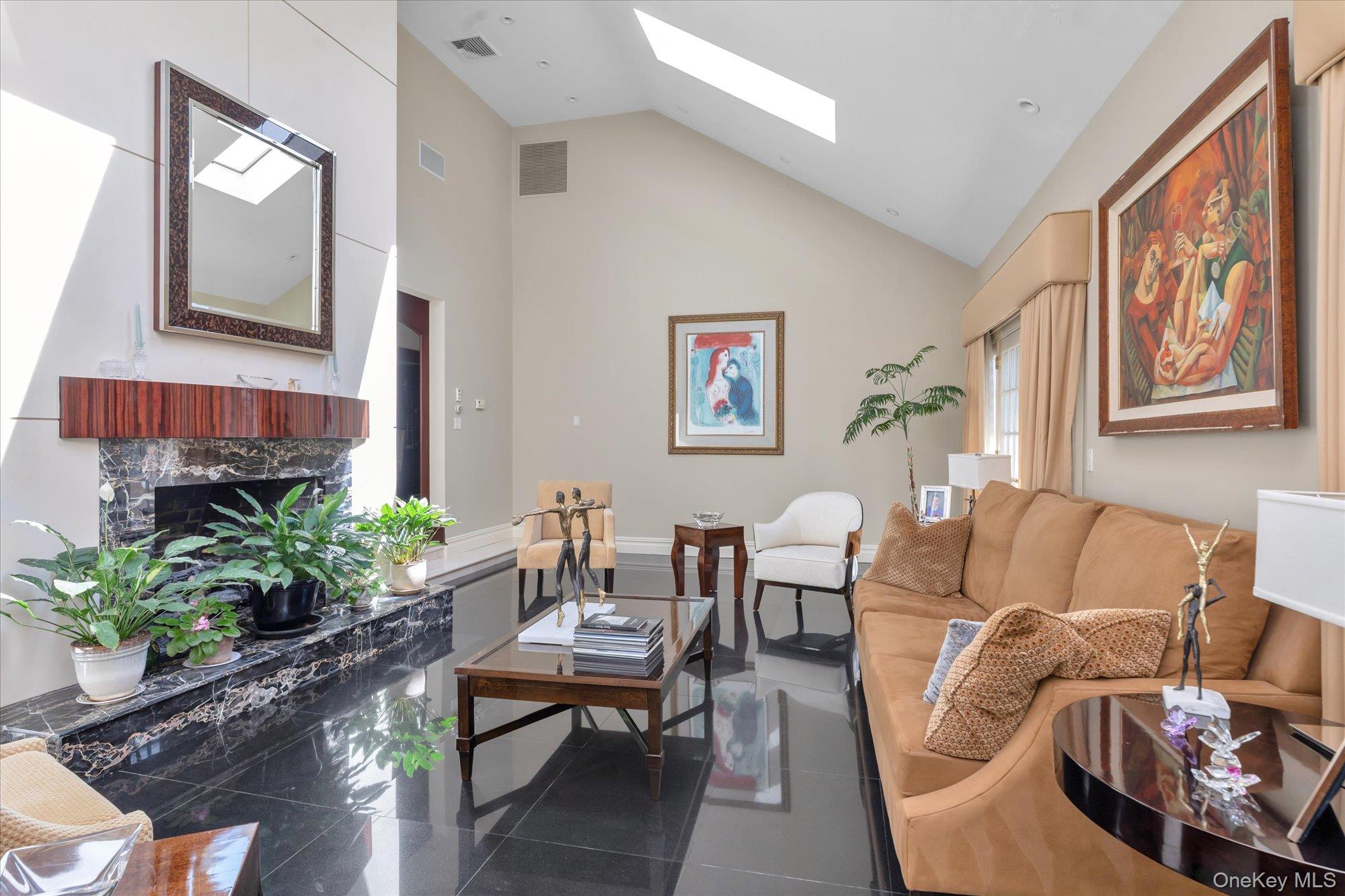 224 Beverly Road – For Sale photo 3