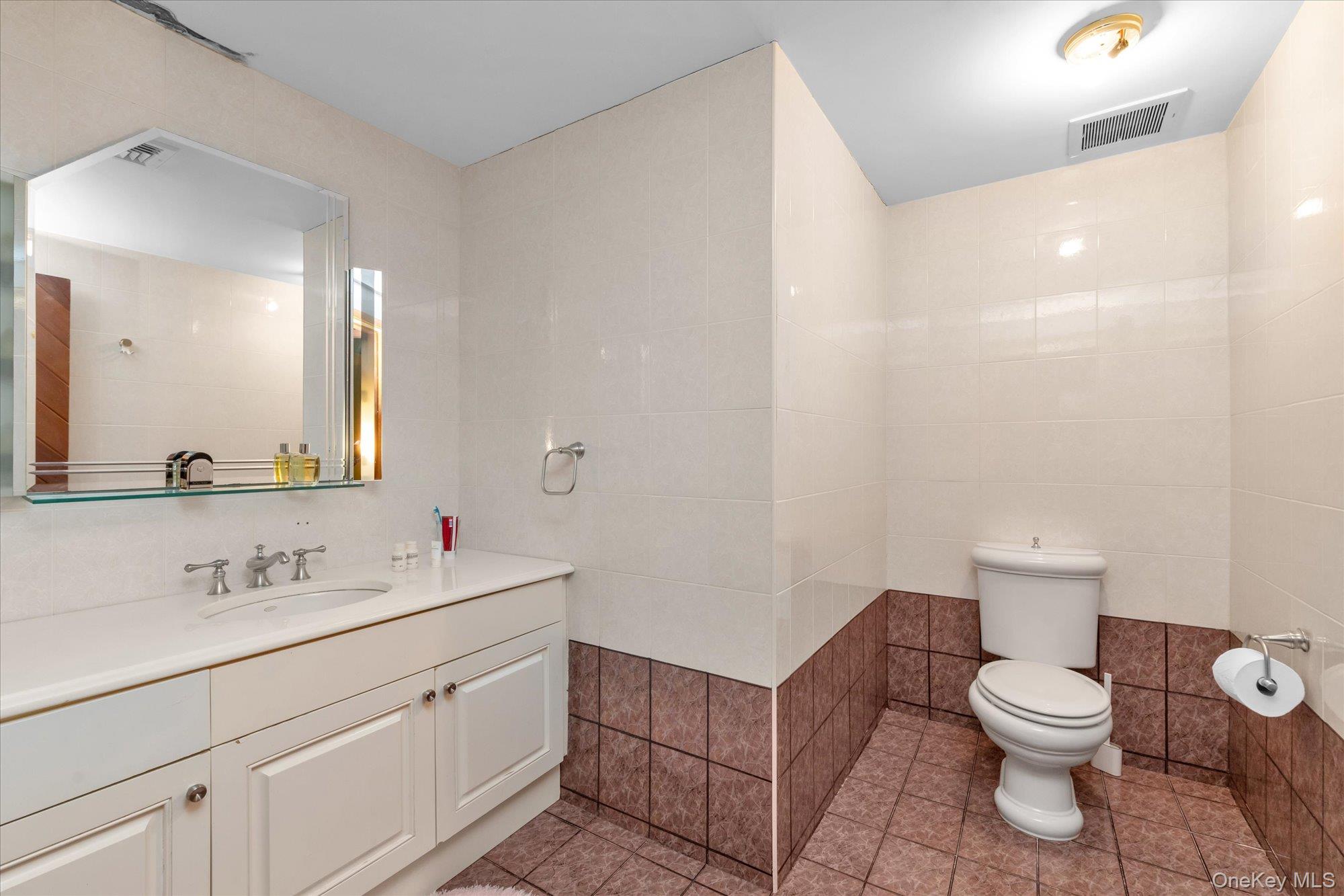 224 Beverly Road – For Sale photo 27