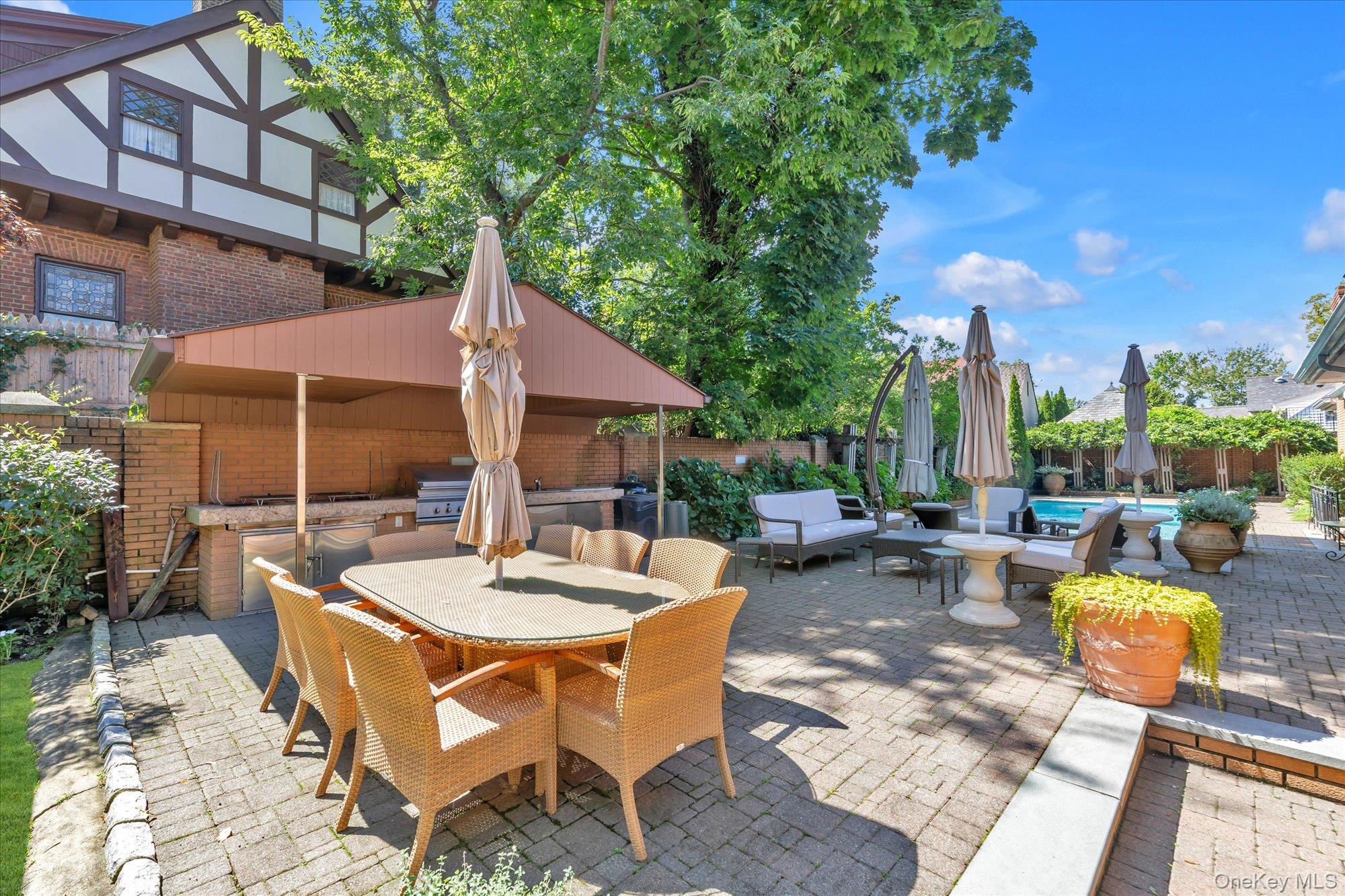 224 Beverly Road – For Sale photo 31