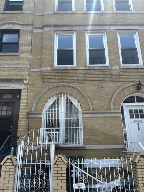 270 Sumpter Street, Unit 2