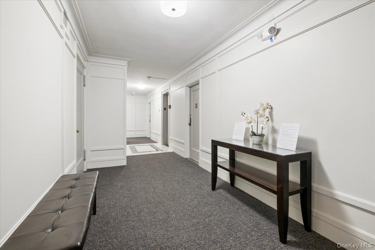 235 Garth Road, Unit C4E photo 22