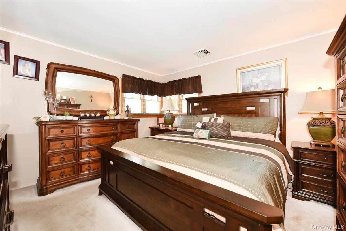 283 W Gates Avenue – For Sale photo 23