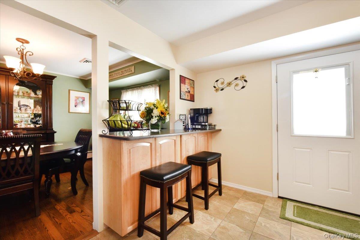 283 W Gates Avenue – For Sale photo 15