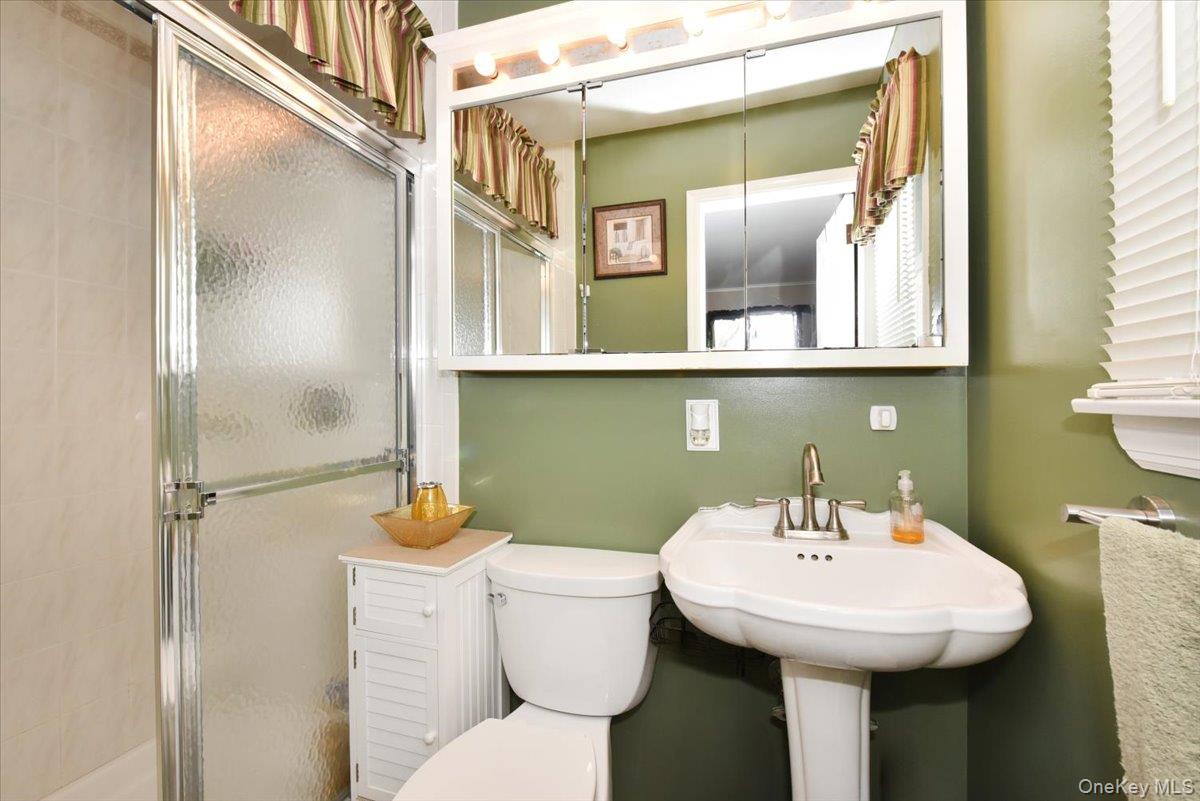 283 W Gates Avenue – For Sale photo 25