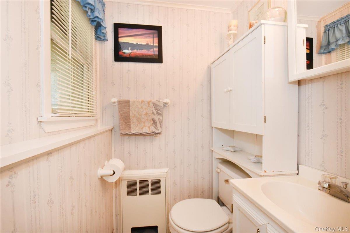 283 W Gates Avenue – For Sale photo 22