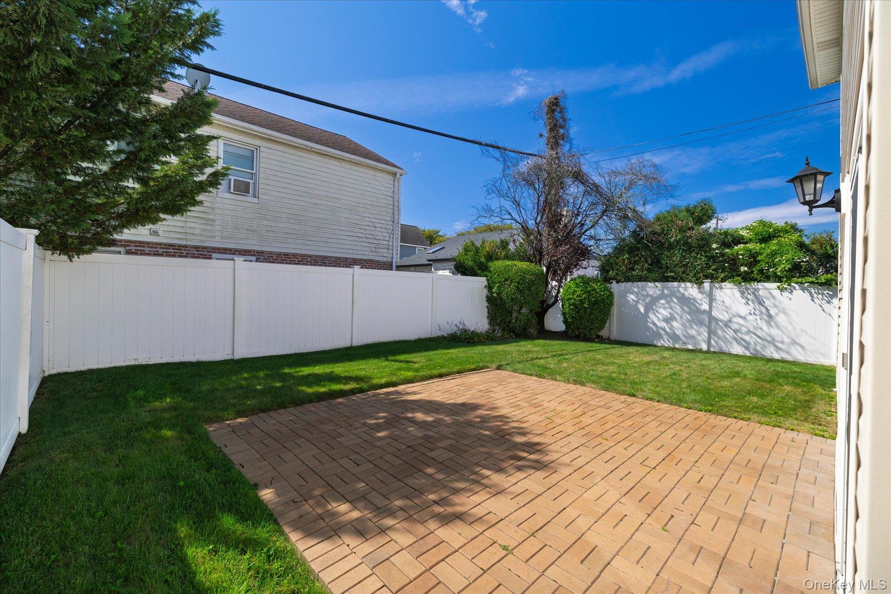 1985 Park Street – For Sale photo 21