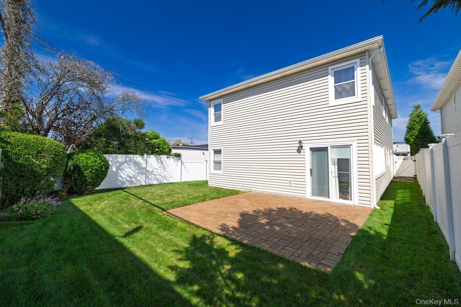 1985 Park Street – For Sale photo 23