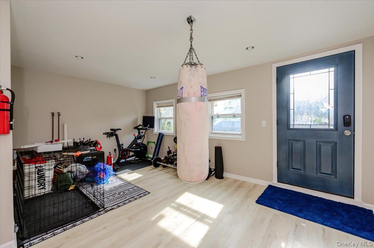 1321 Balcom Avenue, Unit 1 photo 10