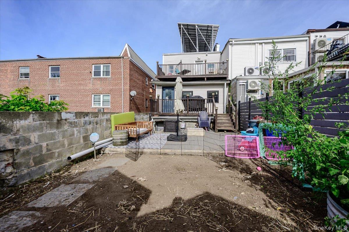 1321 Balcom Avenue, Unit 1 photo 23