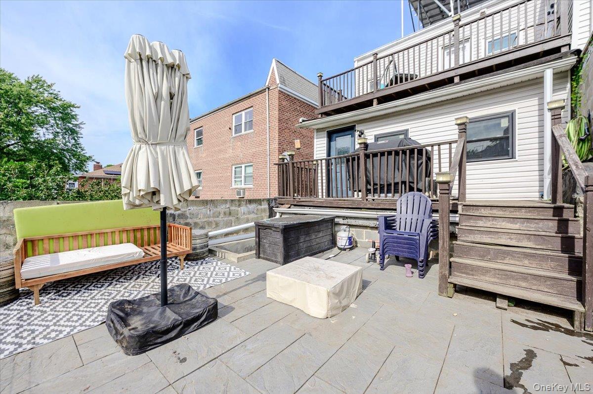 1321 Balcom Avenue, Unit 1 photo 21