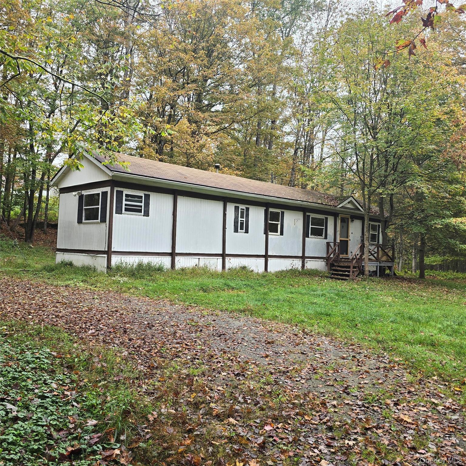80 Swiss Hill Road N – For Sale photo 3