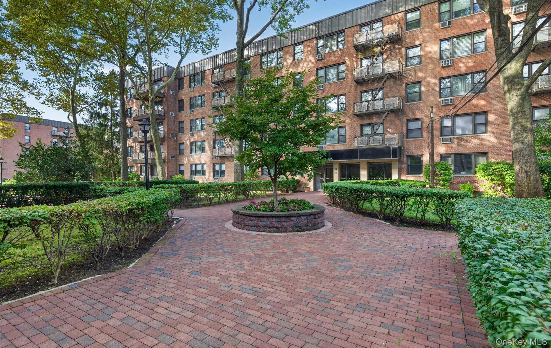 4 Birchwood Court, Unit 4G photo 6