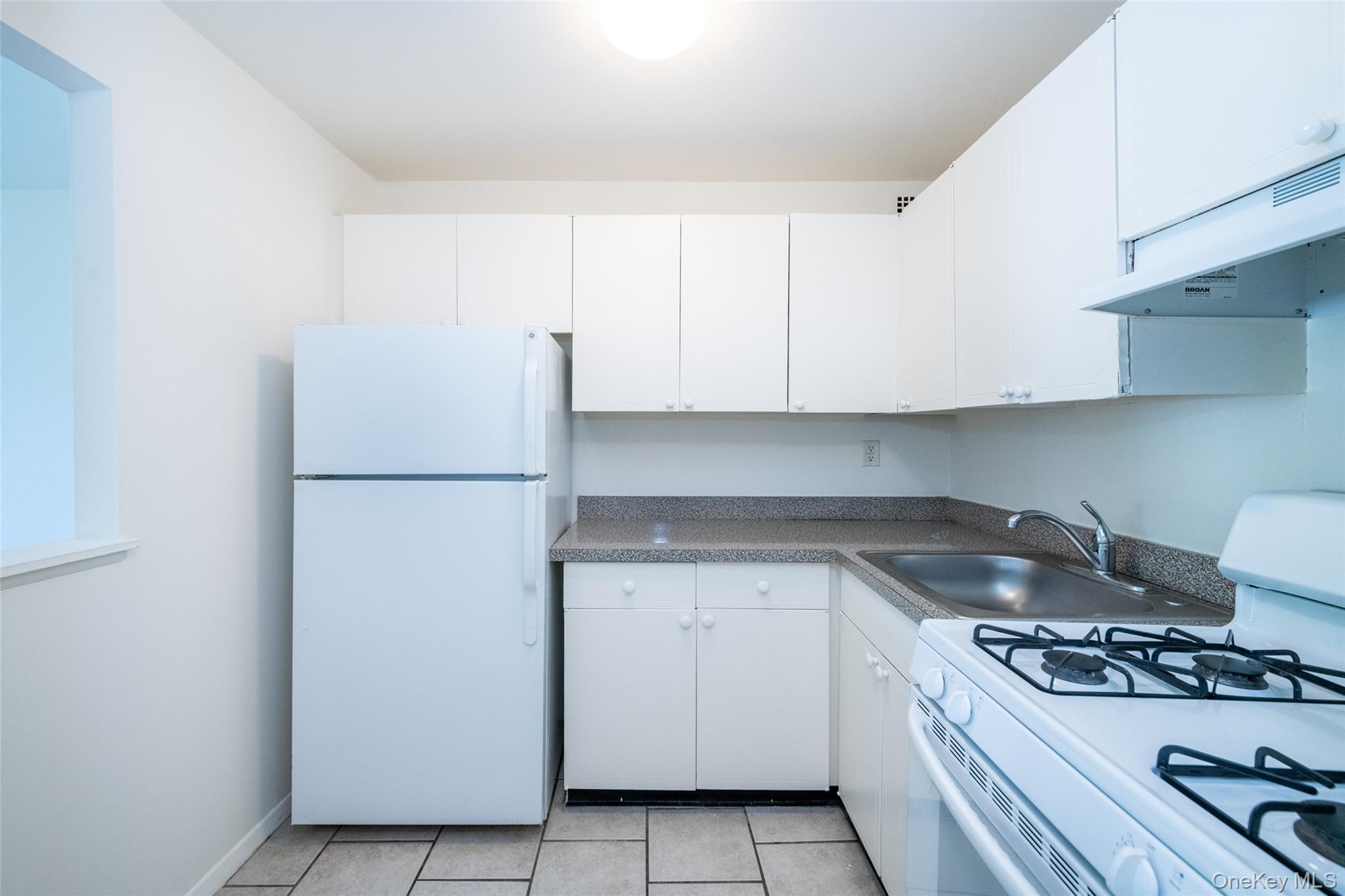 125 Lake Street, Unit 7-L North photo 13