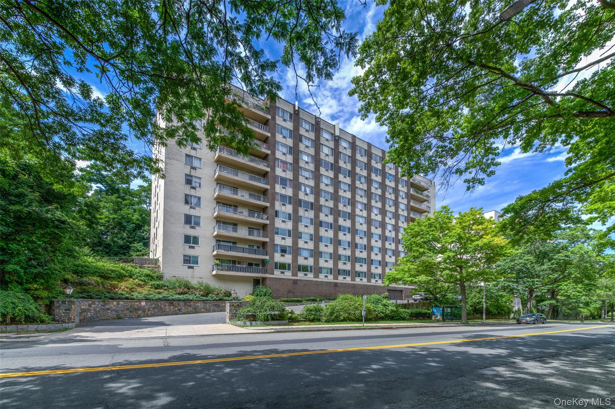 125 Lake Street, Unit 7-L North