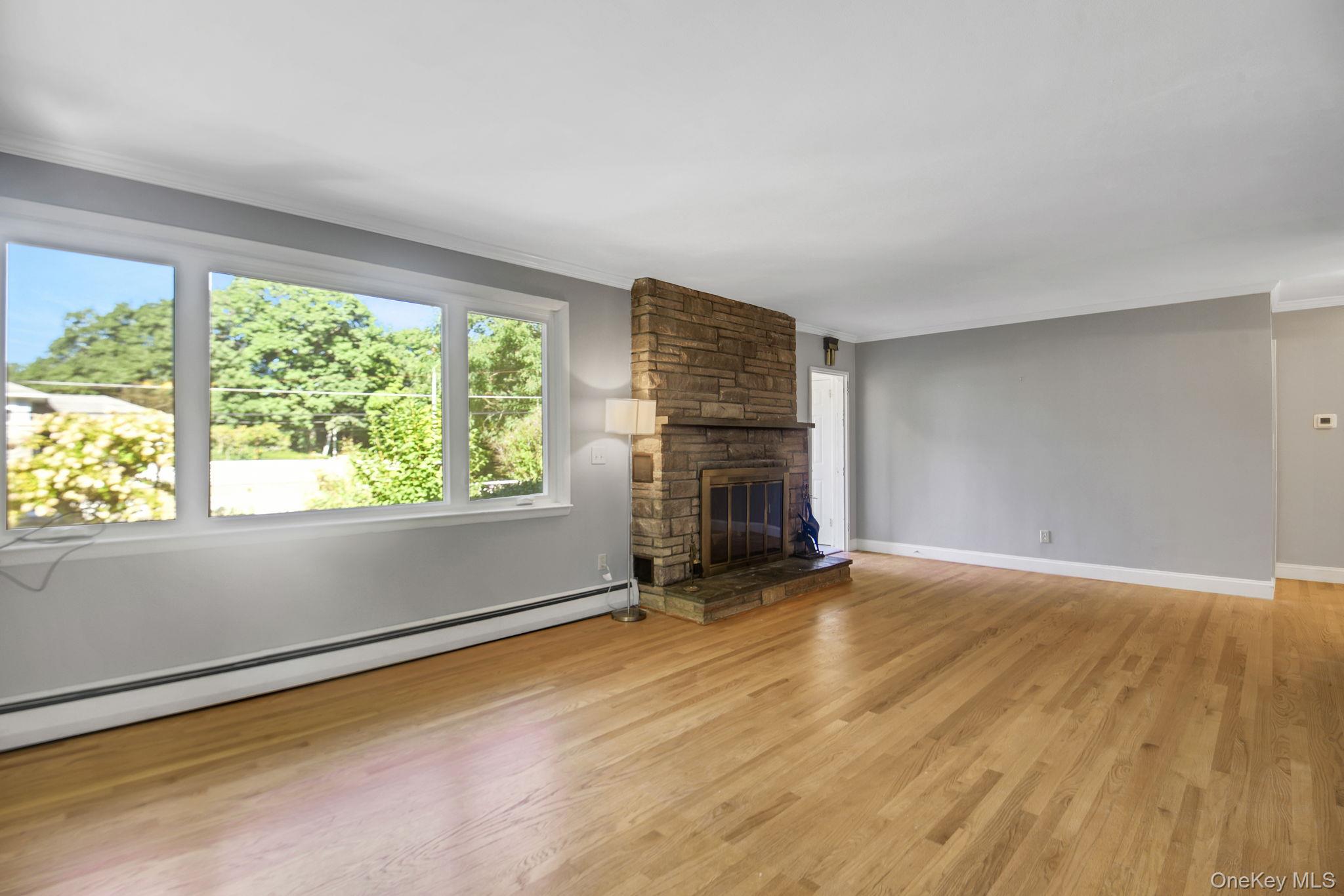 6 Arbutus Street – For Sale photo 4