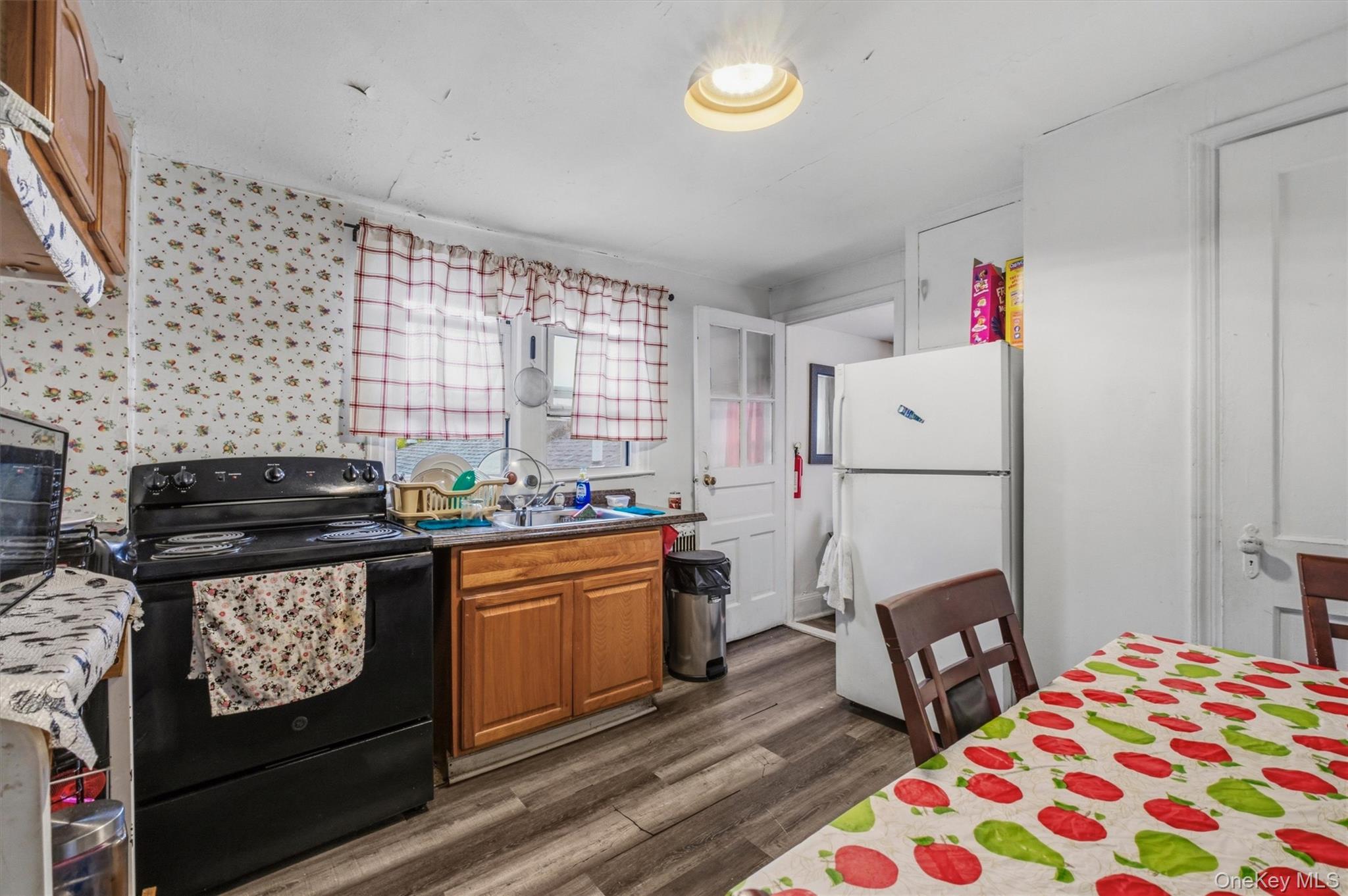433 MAIN STREET – For Sale photo 40