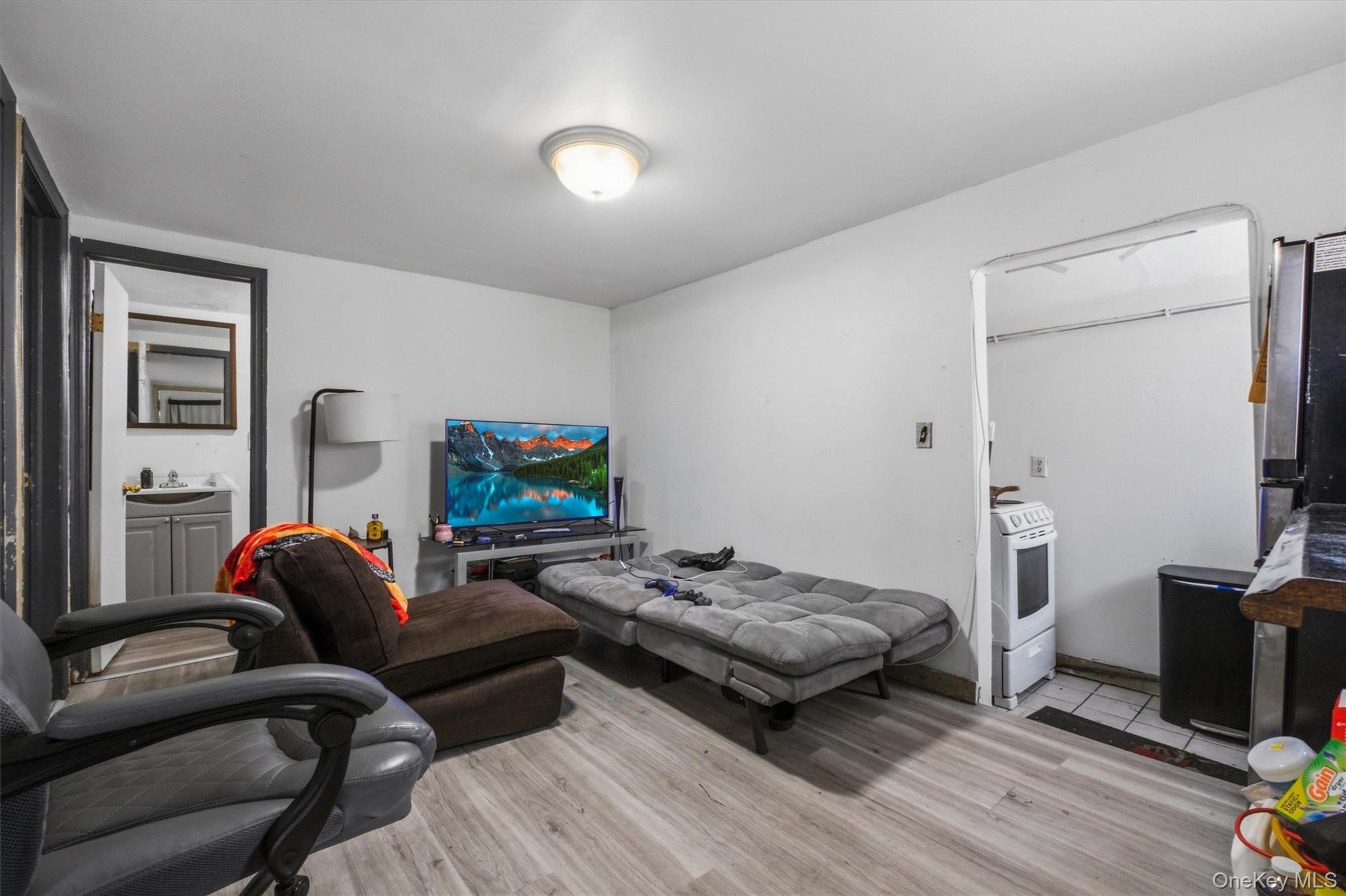 433 MAIN STREET – For Sale photo 43