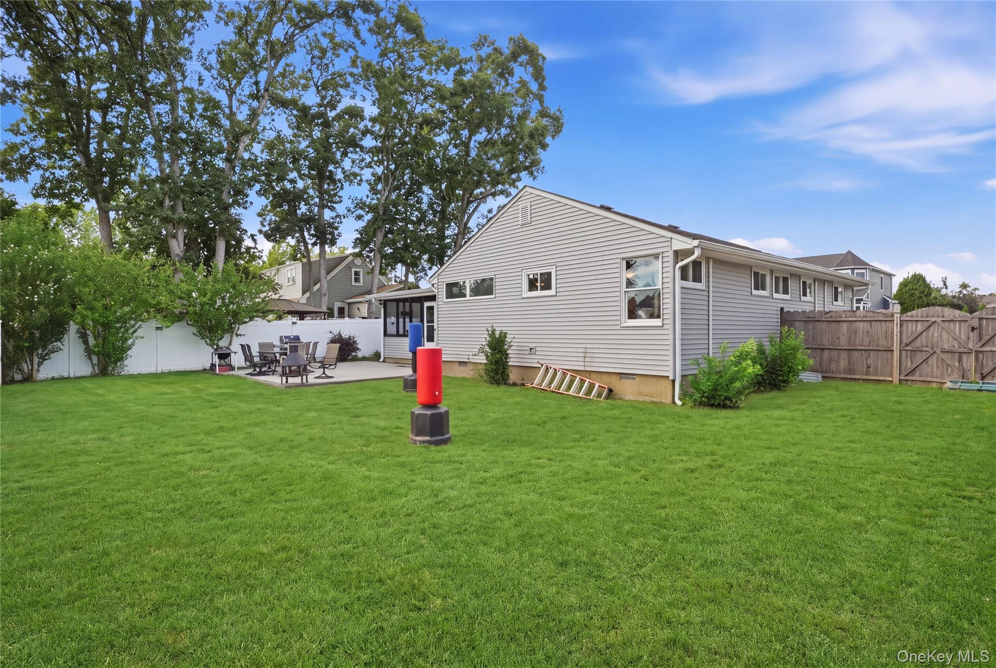 222 Jerusalem Avenue – For Sale photo 25