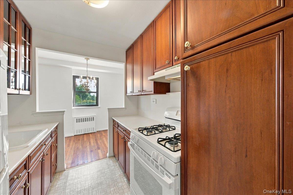 4200 Herkimer Place, Unit 3B photo 11