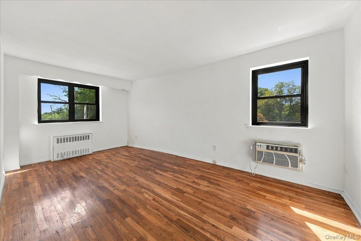 4200 Herkimer Place, Unit 3B photo 6