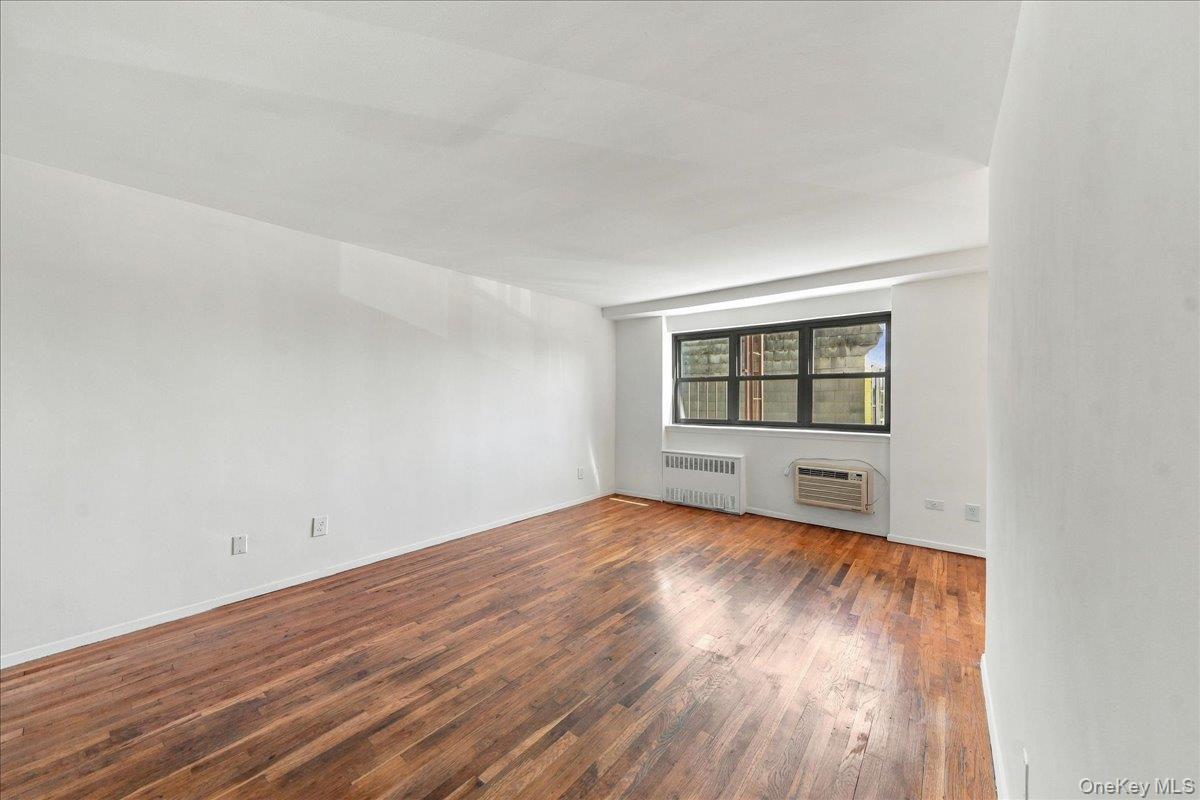 4200 Herkimer Place, Unit 3B photo 7