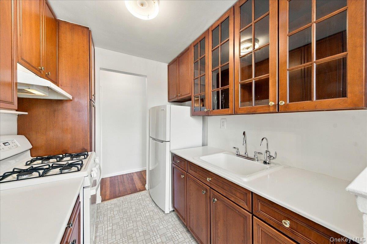 4200 Herkimer Place, Unit 3B photo 9