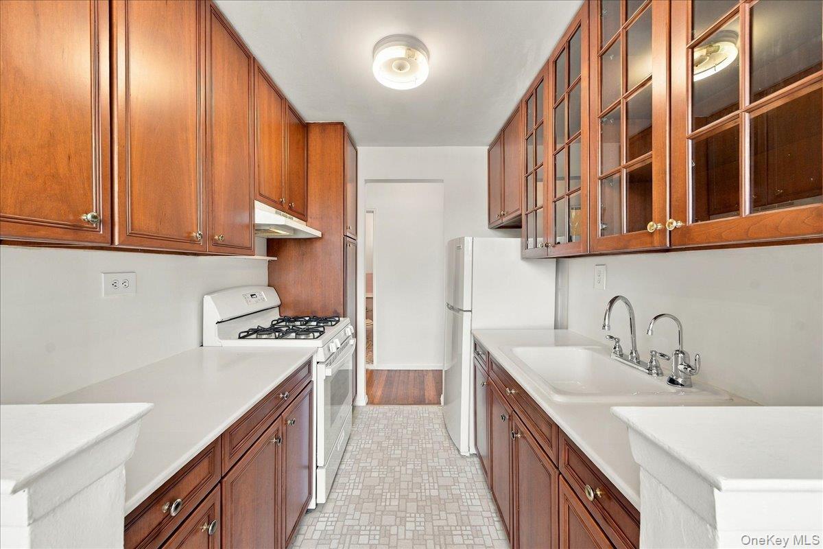 4200 Herkimer Place, Unit 3B photo 12