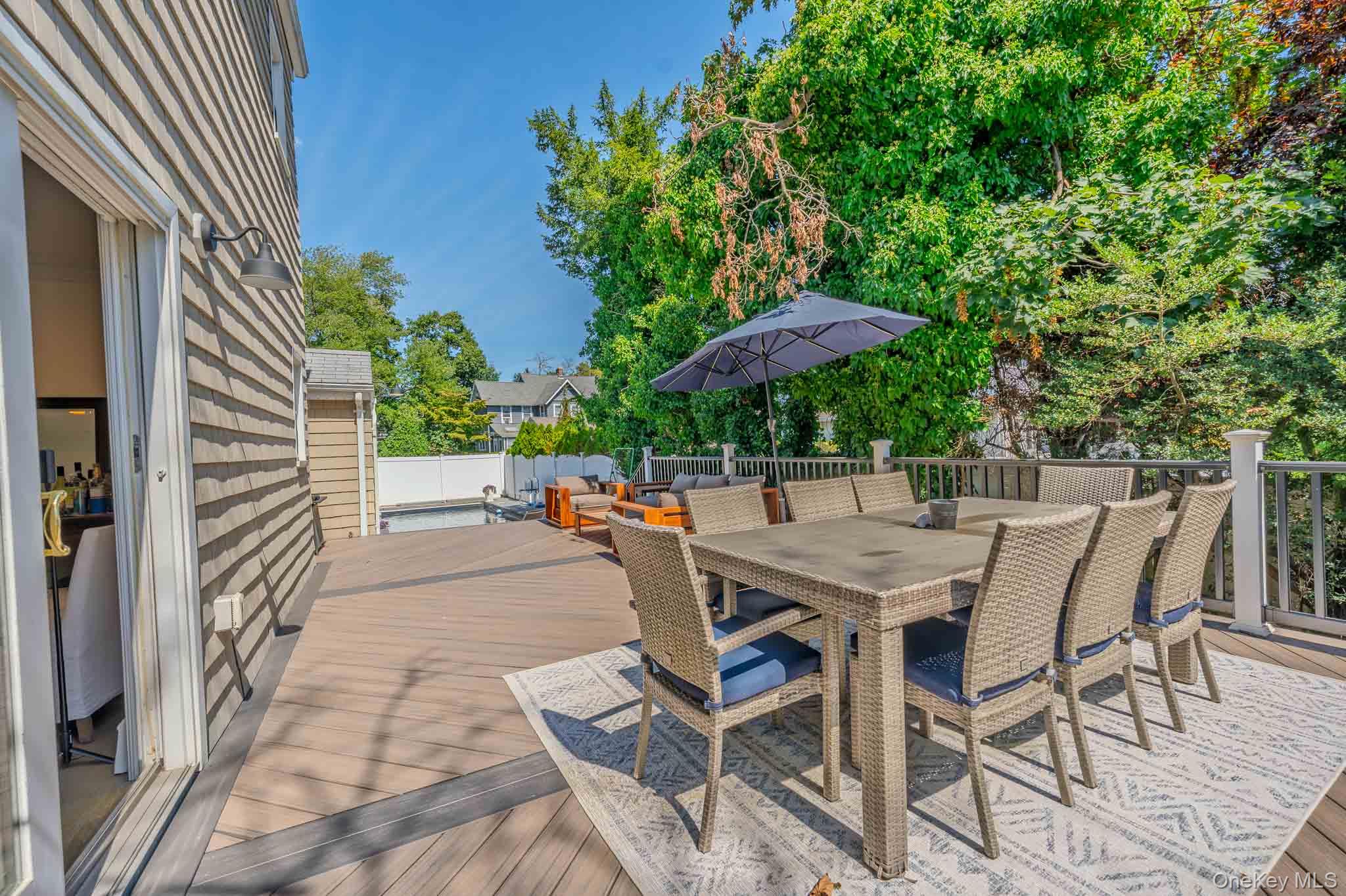 2 Ike Place – For Sale photo 17