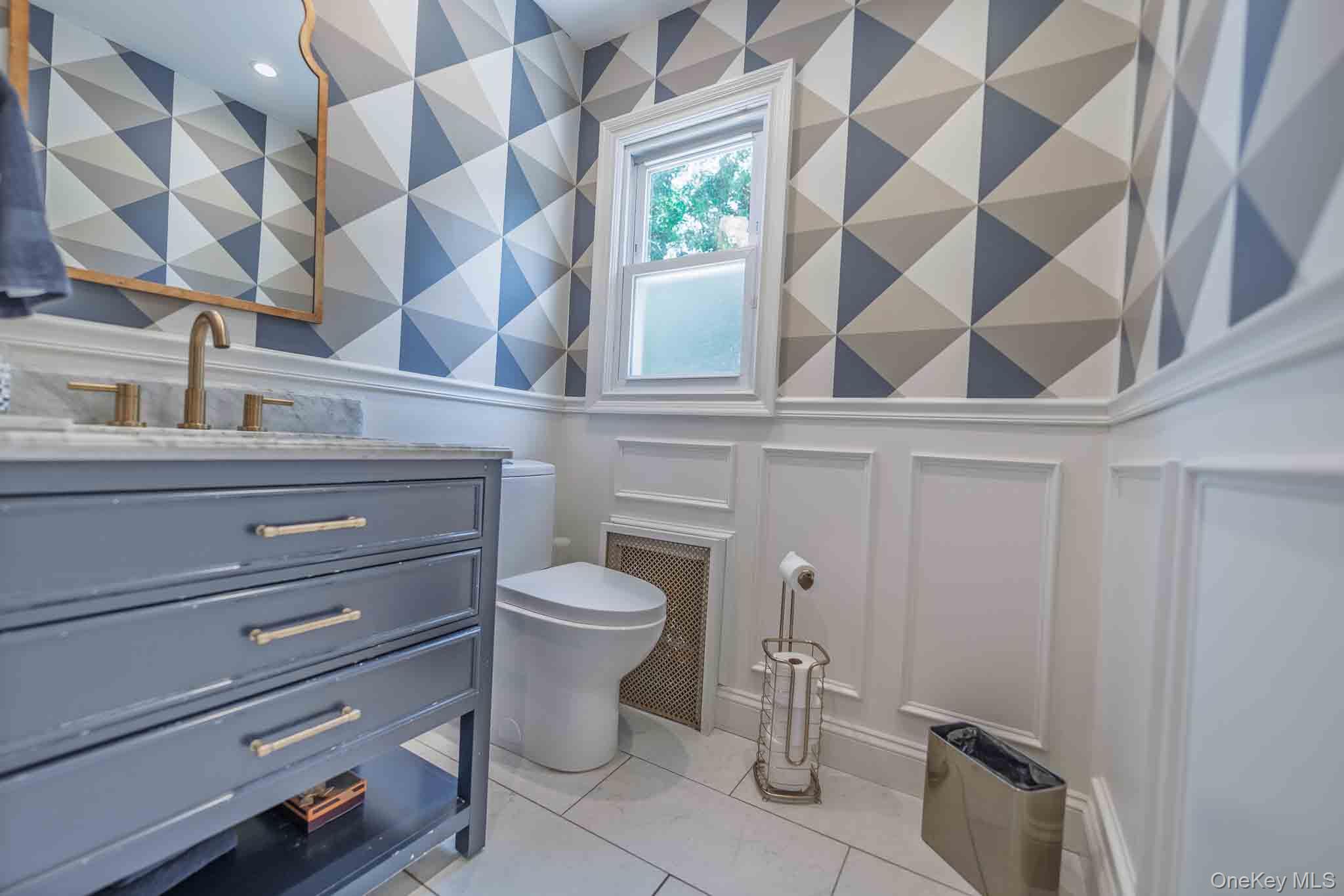 2 Ike Place – For Sale photo 27