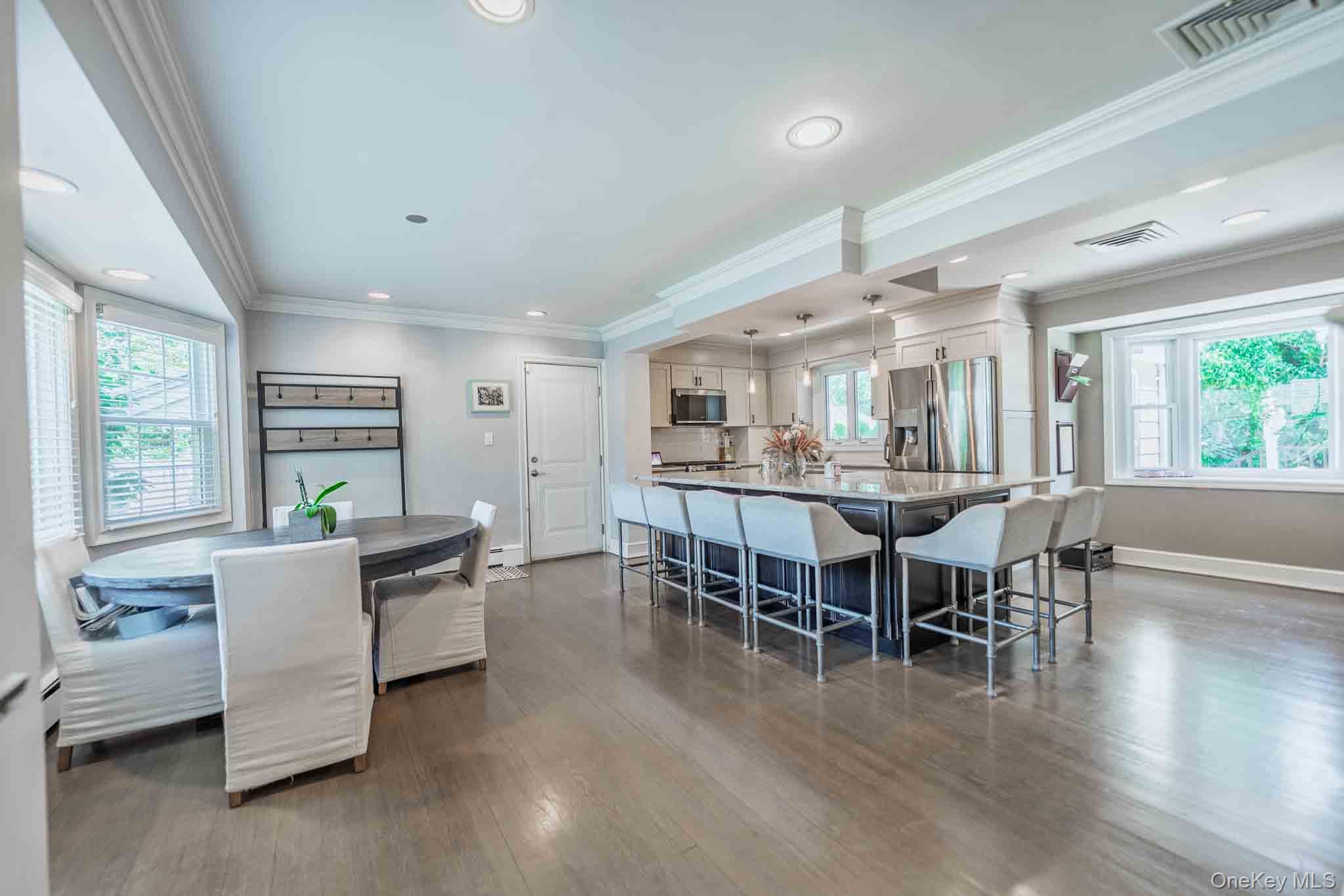 2 Ike Place – For Sale photo 23
