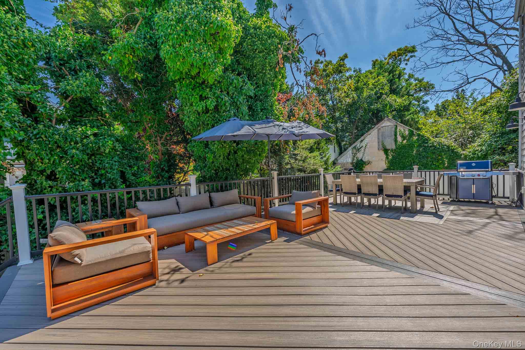 2 Ike Place – For Sale photo 16