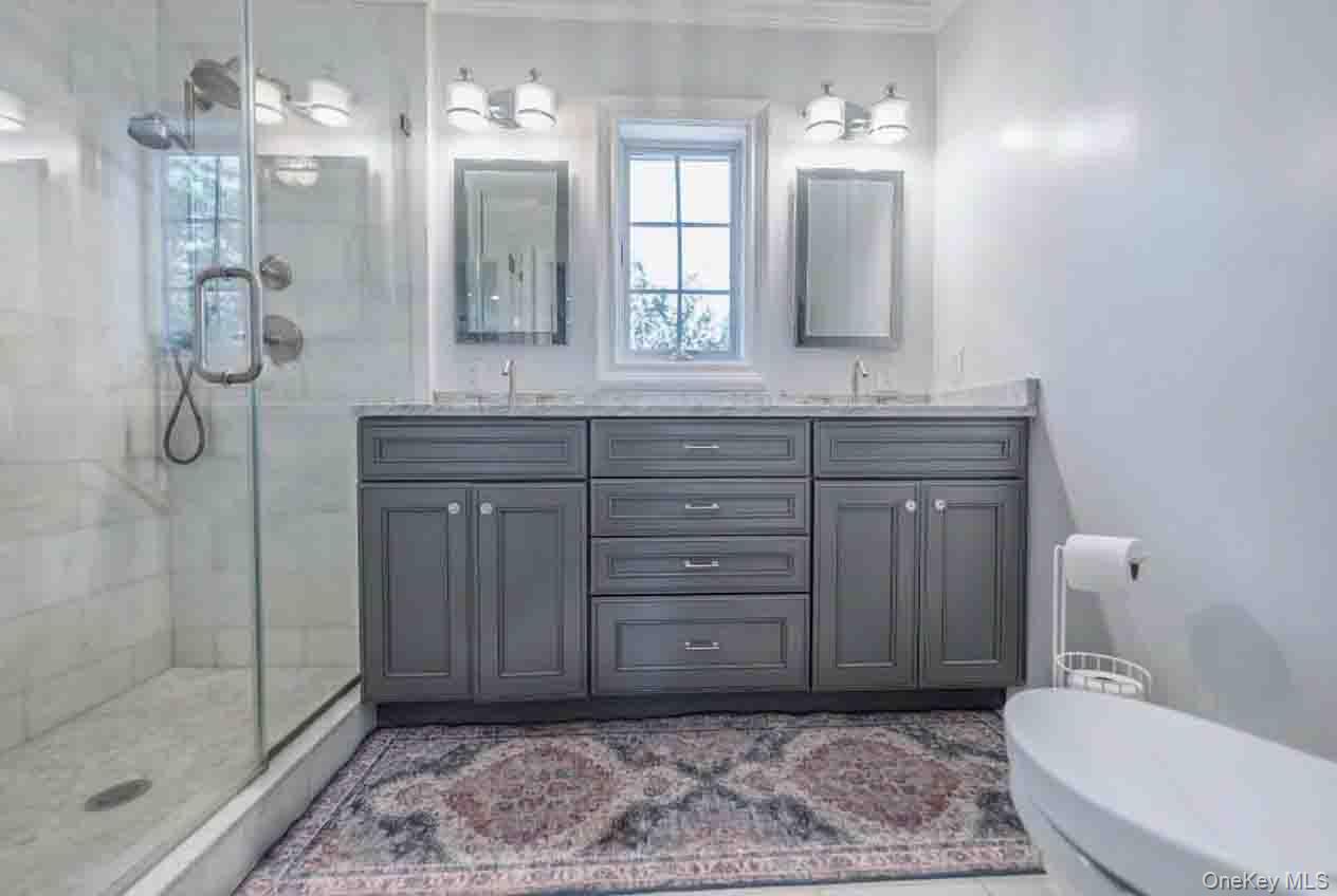 2 Ike Place – For Sale photo 8