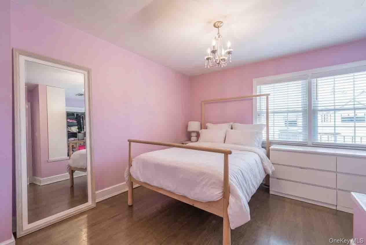 2 Ike Place – For Sale photo 14