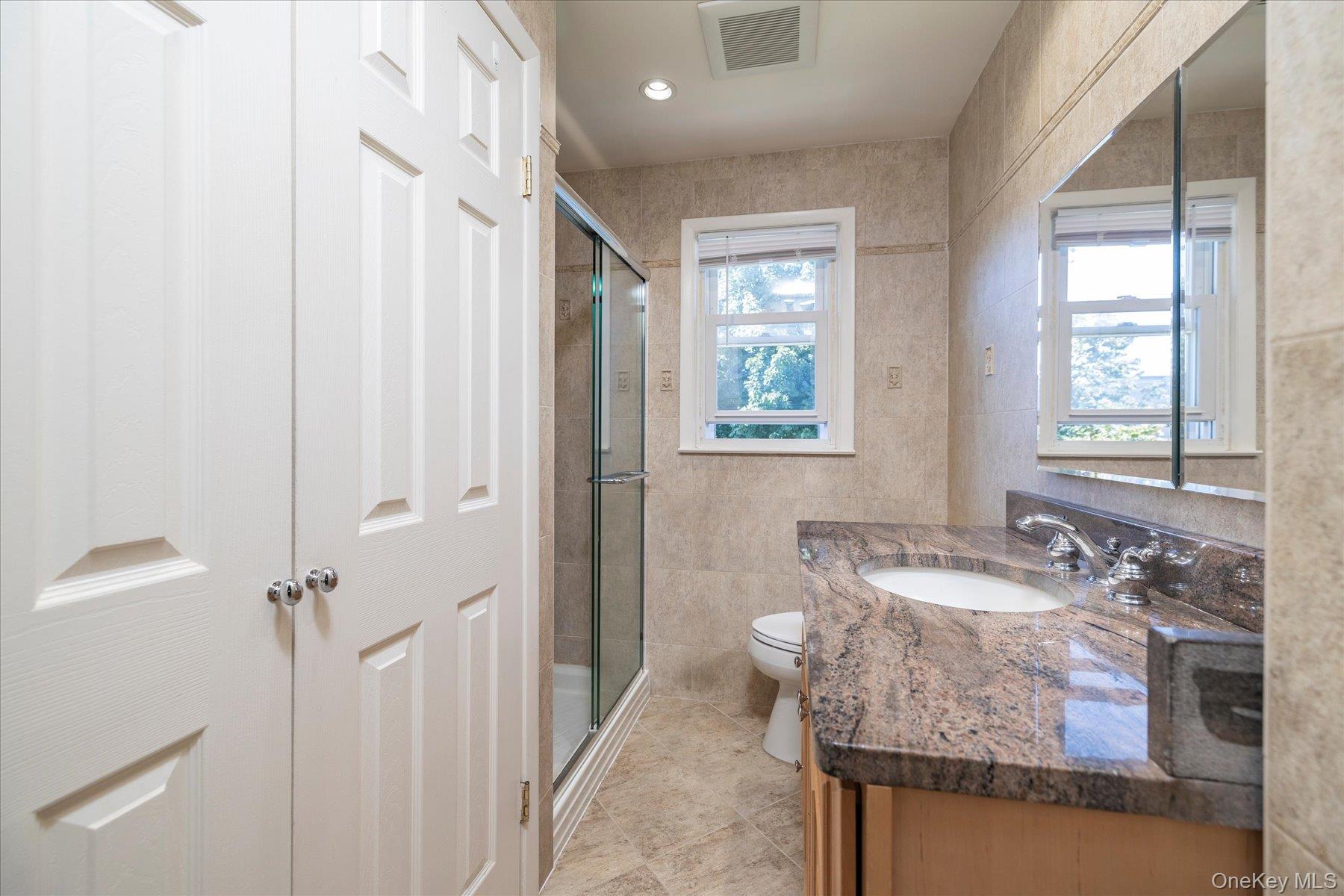 129 Arlyn Drive W – For Sale photo 25