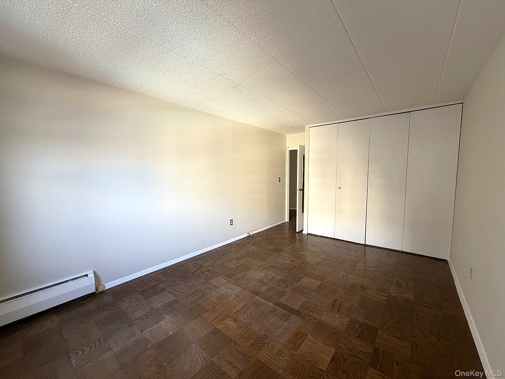 1085 Warburton Avenue, Unit 307 photo 15