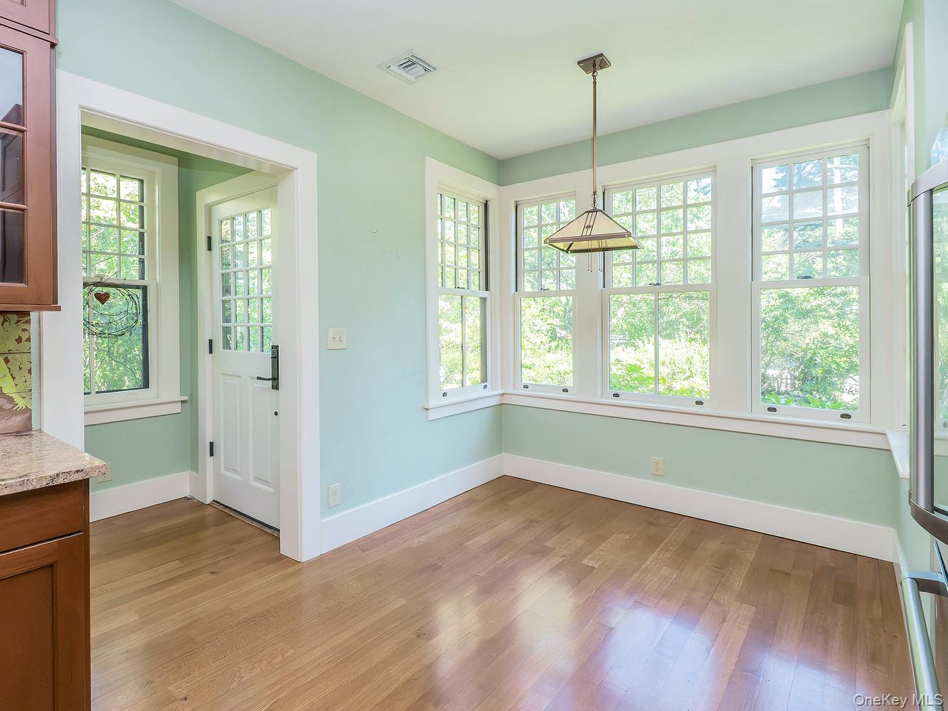 230 Littleworth Lane – For Sale photo 18